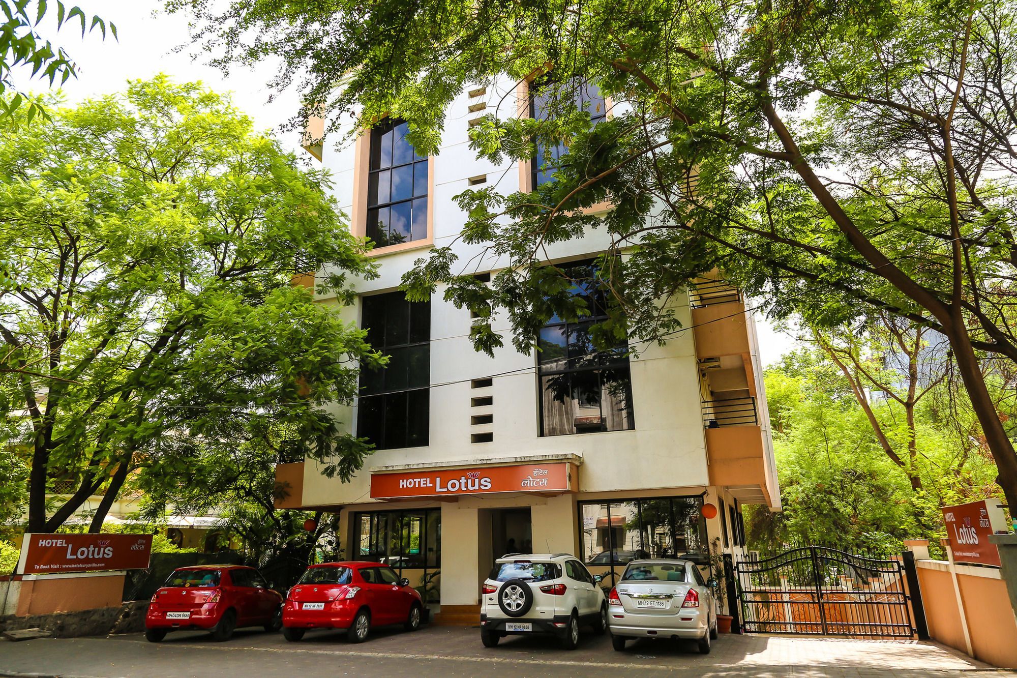 Hotel Lotus Pune Exterior photo